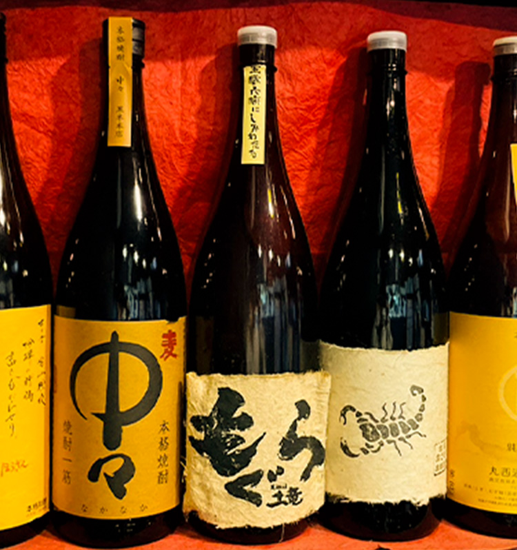 一列に並べられた日本酒